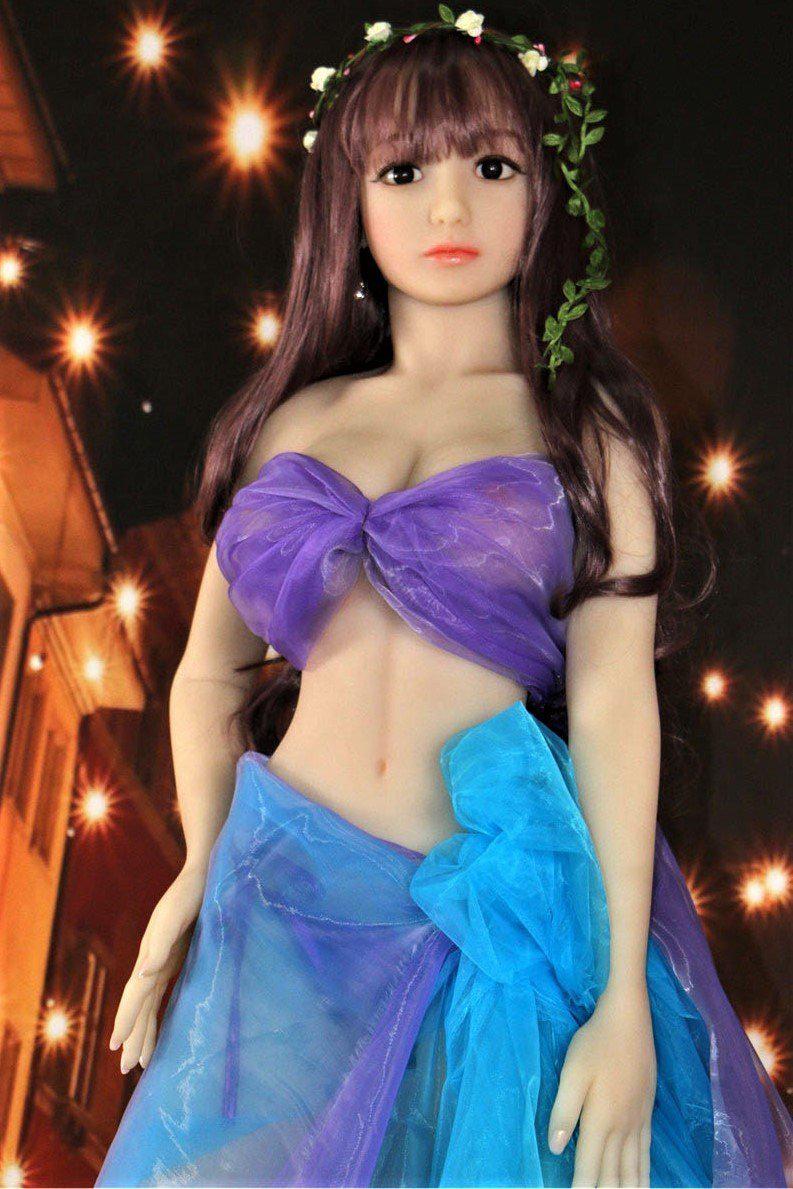 138 (4'6") E-Cup Laurelle - SM Doll - Image 5