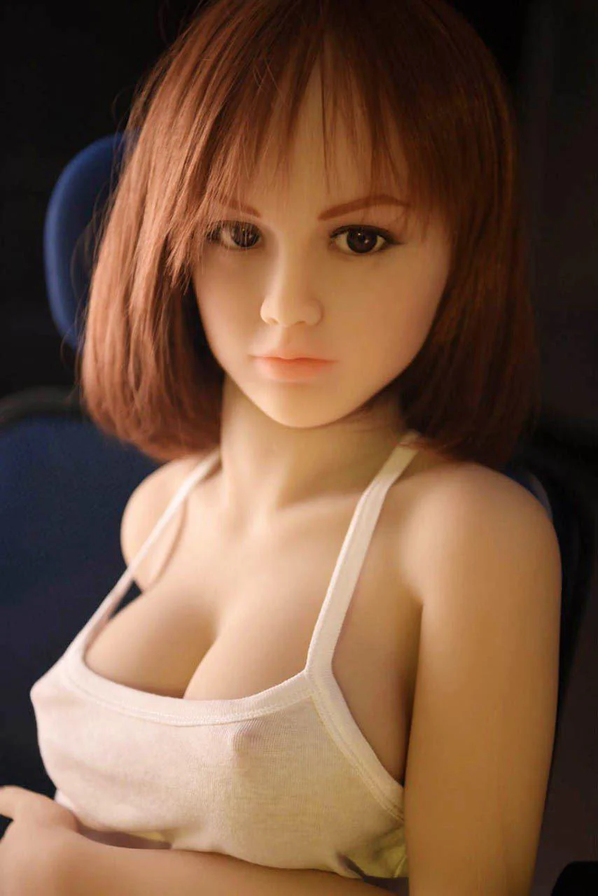 138 (4'6") E-Cup Vanelle - SM Doll - Image 7