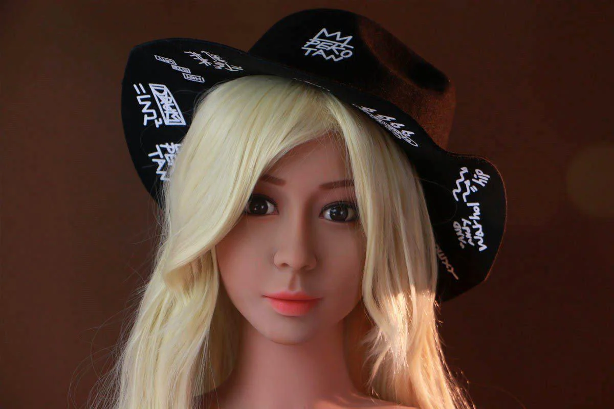 140 (4'7") E-Cup Honey - SM Doll - Image 17