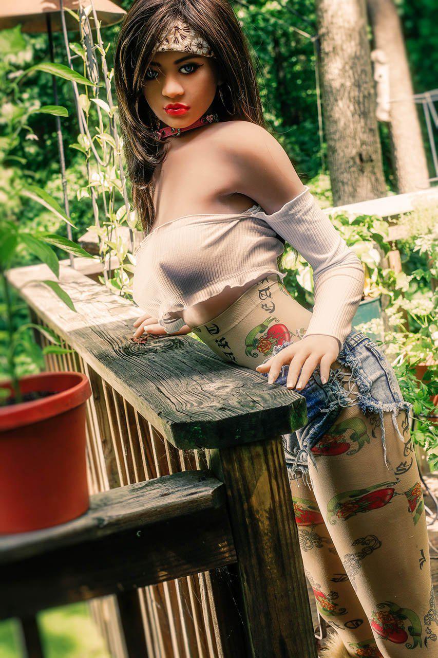 170 (5'7") C-Cup Reese Moore - AS Doll - Image 9