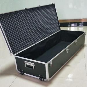 Locking Case (Made in China - doll over 168 cm OR over 80 lbs.